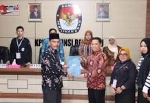 Diantar Angkot, Rahiman Dani Resmi Daftar Balon DPD RI