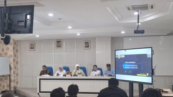 Rektor-beserta-jajarannya