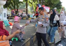 Serentak, Polri se-Indonesia Gelar Aksi Berbagi Takjil, Kombes Pol Sudarno: Pererat Hubungan Dengan Media