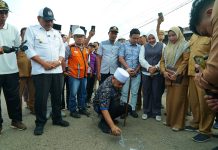 Penuhi Janji Kampanye, Gubernur Helmi Hasan Mulai Benahi Jalan Provinsi yang Rusak