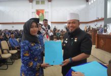 Gubernur Helmi Hasan Lantik 443 PPPK Tahap I