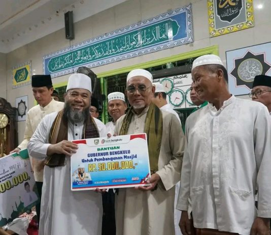 Safari Ramadan 1447 H, Gubernur Bengkulu Sampaikan Alokasi Dana Pembangunan Untuk Kaur Sebesar Rp 36 Miliar