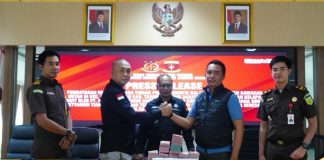 Kejari Tanjung Jabung Barat Terima Pembayaran Denda Terpidana Sebesar 600 Juta