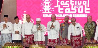 Festival Tabut Bengkulu Resmi Dibuka, Helmi Hasan: Tahun Depan Setiap Daerah Gelar Event Dapat Kucuran Rp 500 Juta