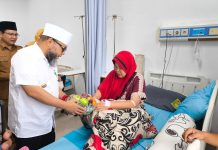 Sidak RSUD M. Yunus, Gubernur Helmi Hasan Beri Semangat Pasien