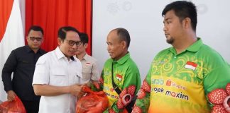 HUT LEKAD Ke-4 Salurkan Bansos, Sekitar 300 Warga Terdata Membutuhkan Bantuan